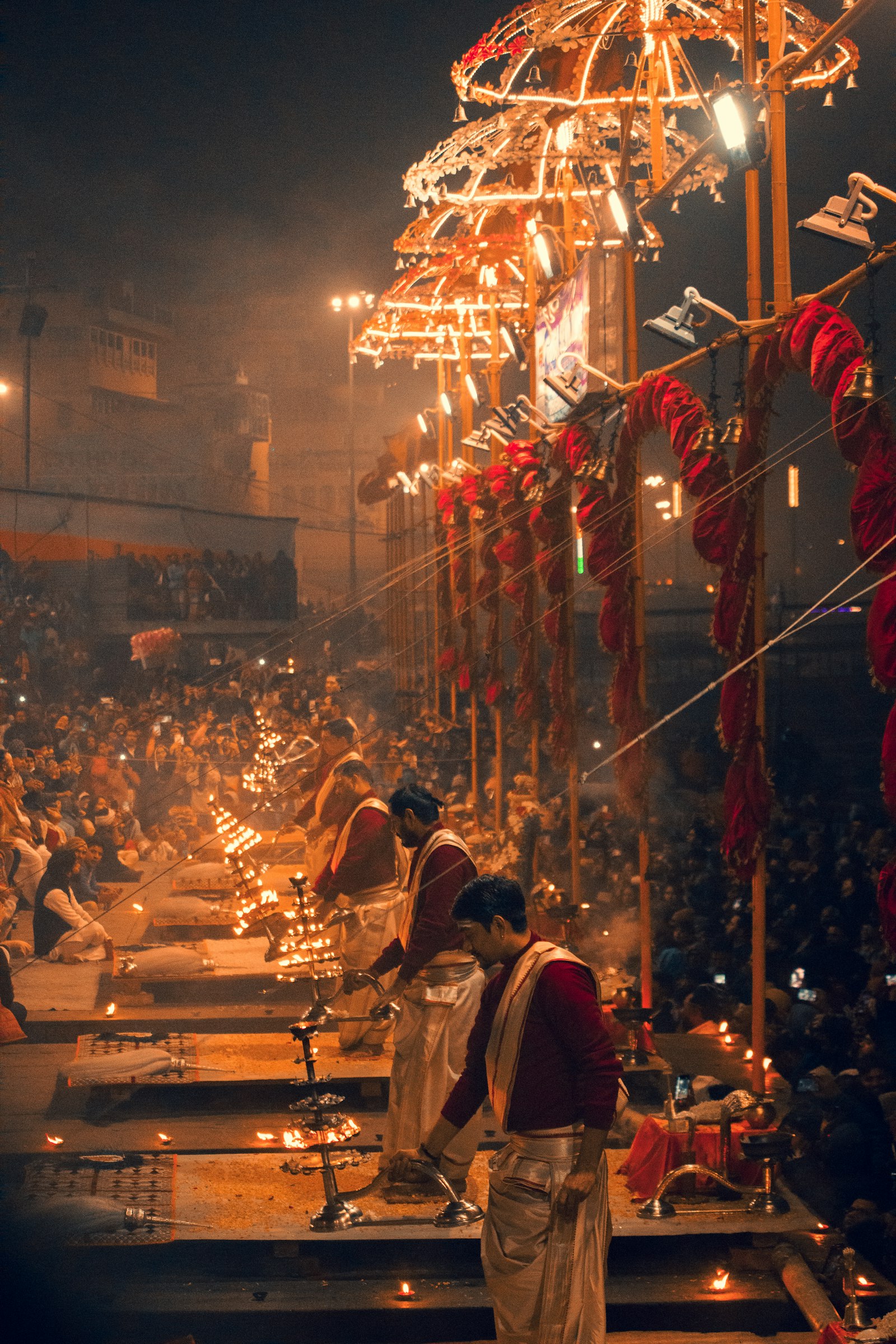 Ganga Aarti, Dashashwamedh Ghat
